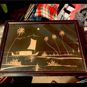 Scenic of Kerala meditative quality and has own hanging string. It’s a unique!!!